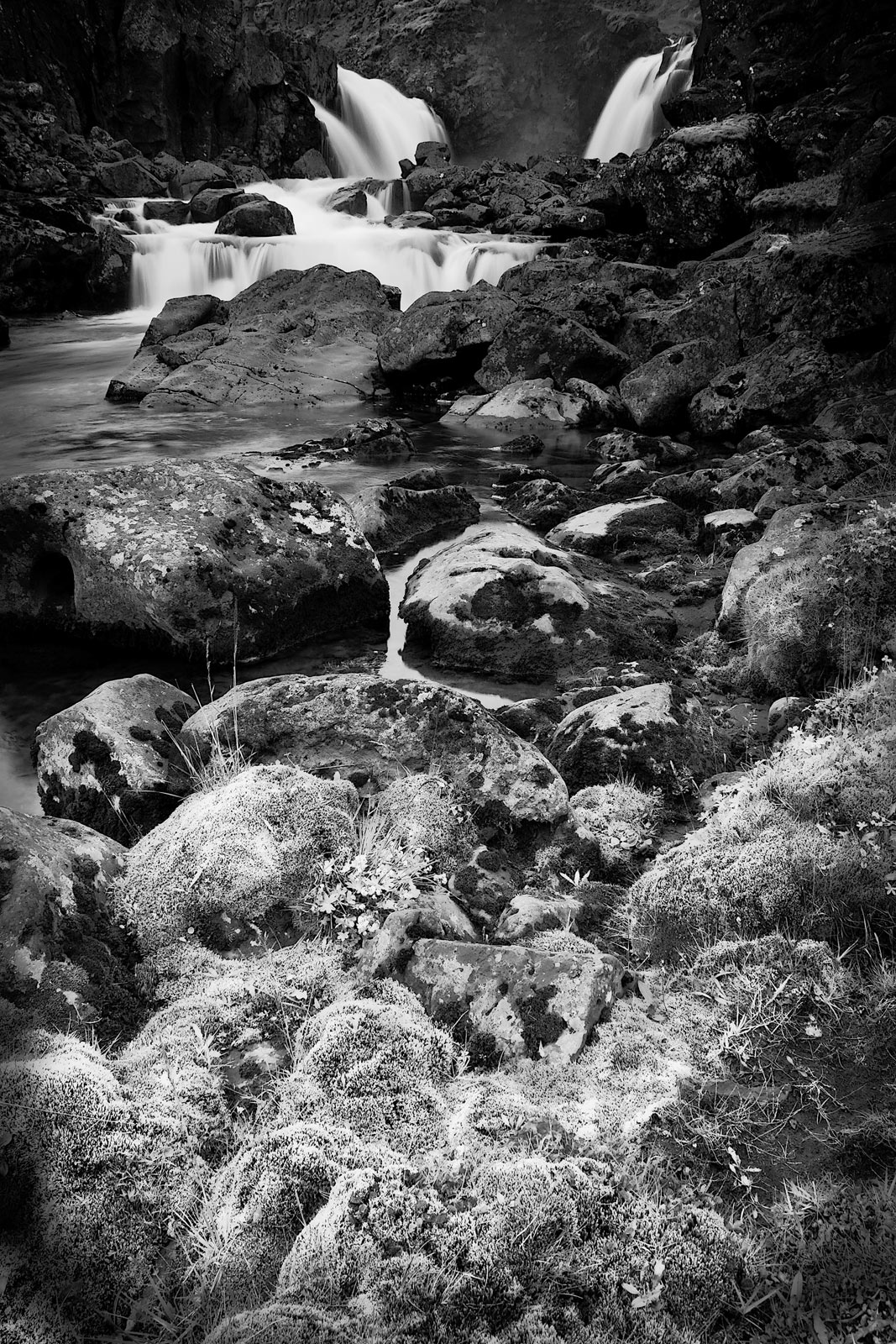 2007-Iceland, Seyðisfiörður, waterfall