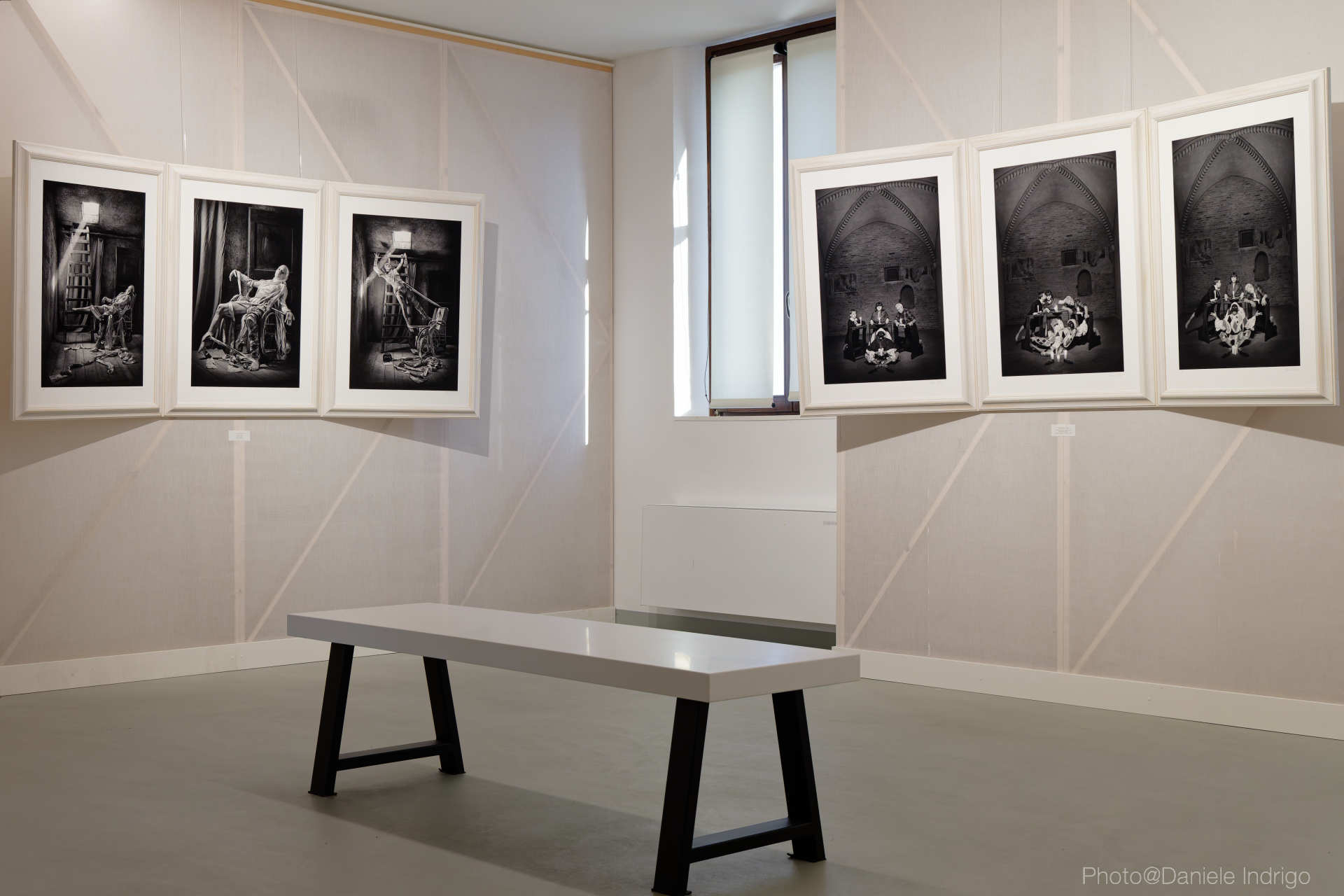 Mostra "Oltre l'immaginario: il mondo in scena"