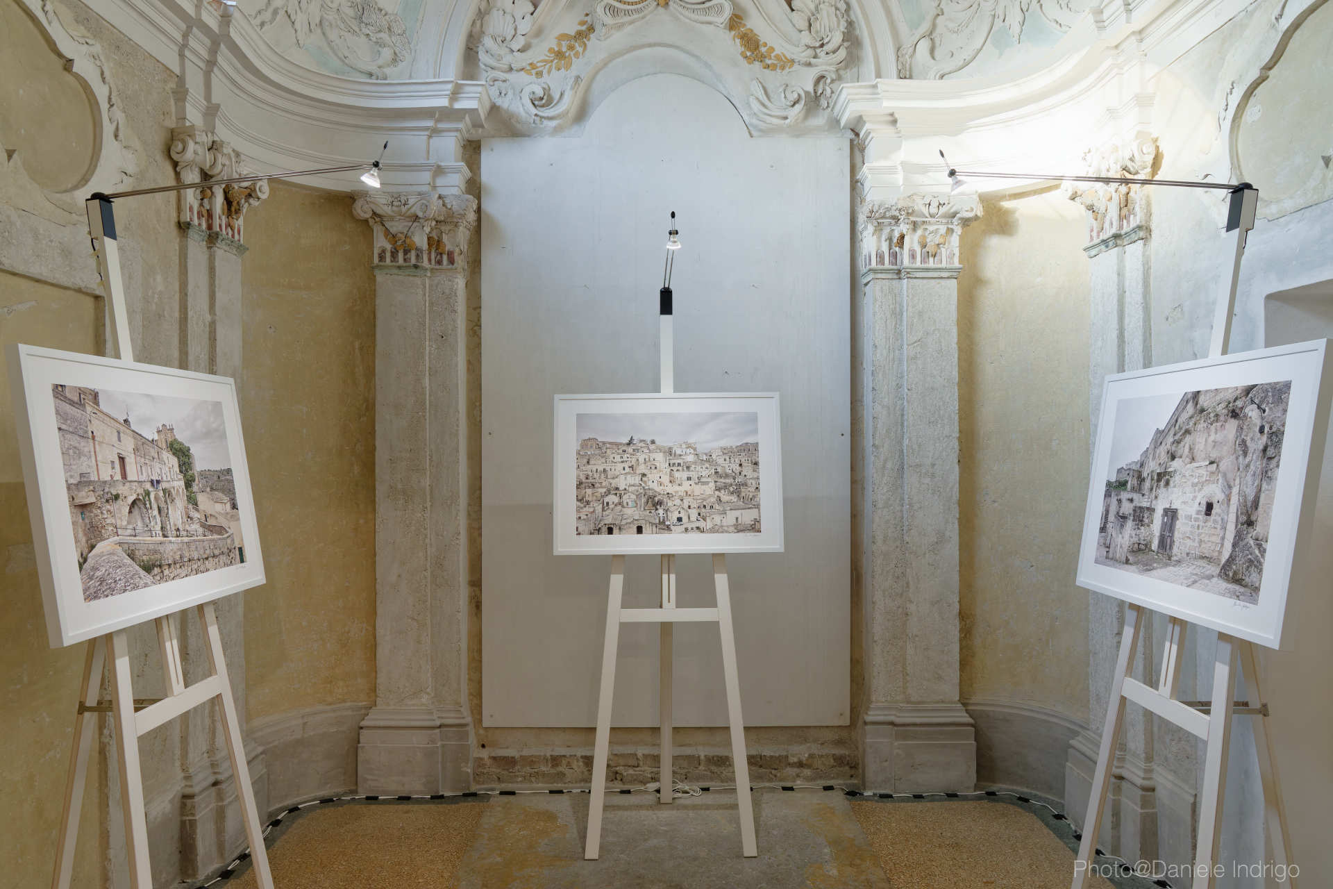 Mostra "Oltre l'immaginario: il mondo in scena"